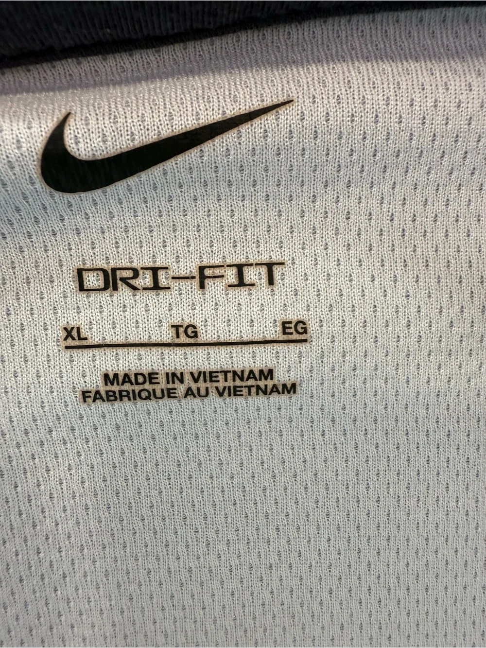 Nike Light Grey & Navy Basketball Quarter-Zip Pullover
